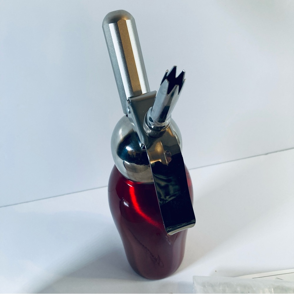 Professional Cream Whipper LISS 1 Pint Red Stainless Steel Pastry Dessert Sauces